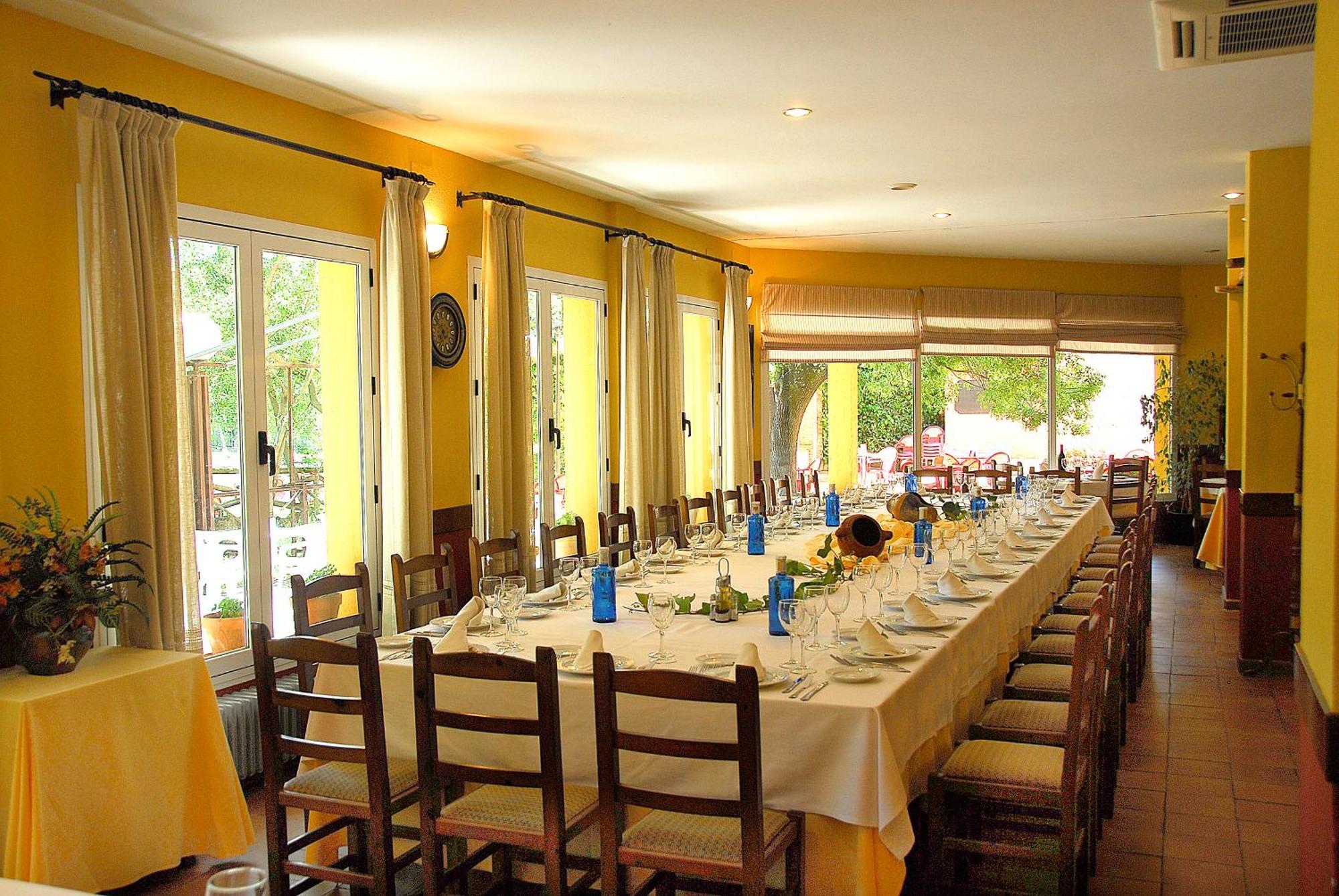 ויאלבה דה לה סיירה Hotel El Tablazo מראה חיצוני תמונה